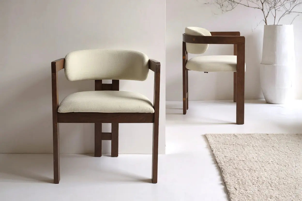 Chaise de salle à manger BERGAMO Effet Bois Chêne Foncé et Velours Beige - 45 x 53 cm MAISON DES MEUBLES