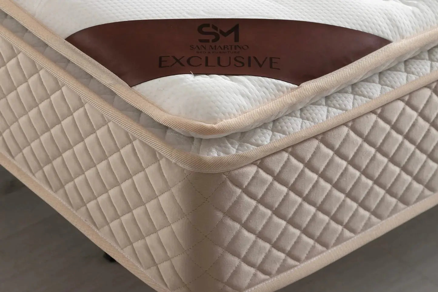 Matelas EXCLUSIF Ressorts Beige - 32 cm avec Surmatelas Intégré 140x190 cm SAN MARTINO