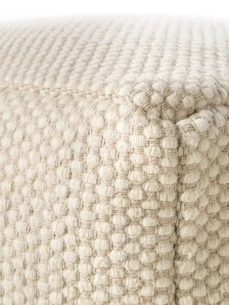 Pouf en laine fait main ROCCA Blanc BENUTA