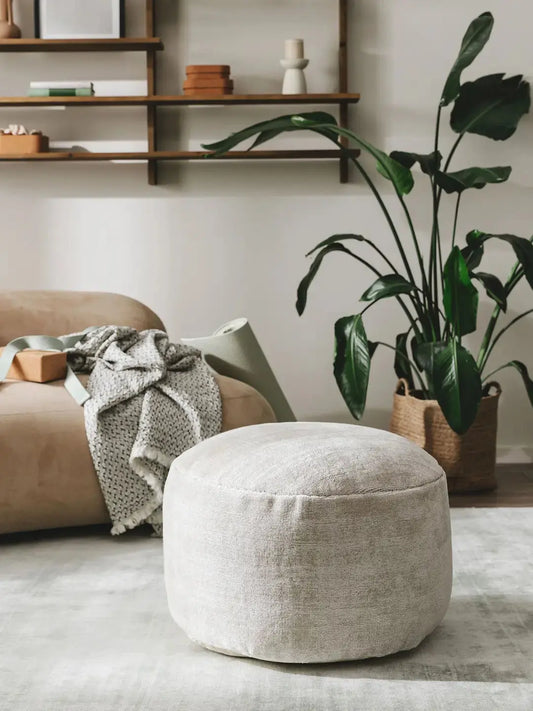 Pouf en tissu 100% Viscose fait main NOVA Gris Claire BENUTA