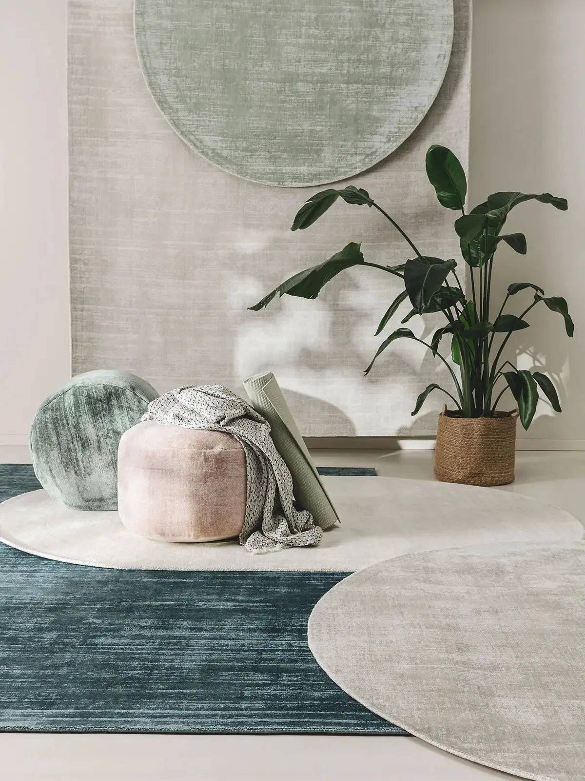 Pouf en tissu 100% Viscose fait main NOVA Vert Clair BENUTA