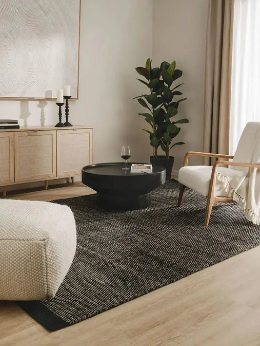 ROCCO - Tapis de laine - Noir et Blanc BENUTA