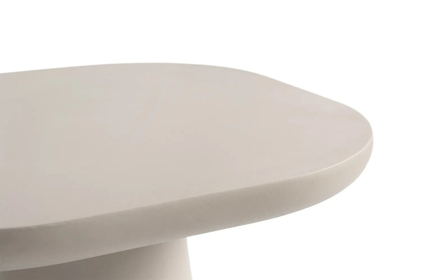 TAVINA - Table Basse Ovale Effet Ciment - 55 cm - Ciment Beige ROUSSEAU