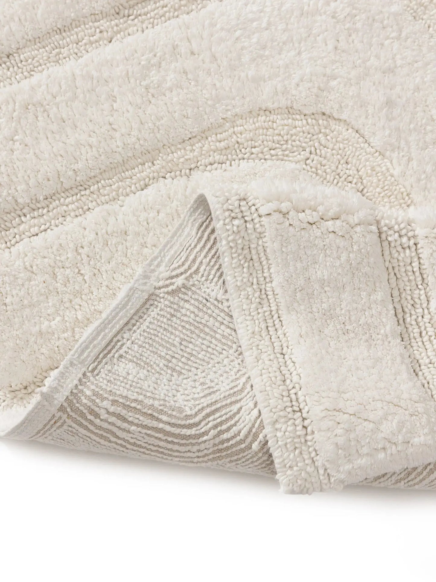 Tapis de bain tufté à la main DAN Crème BENUTA
