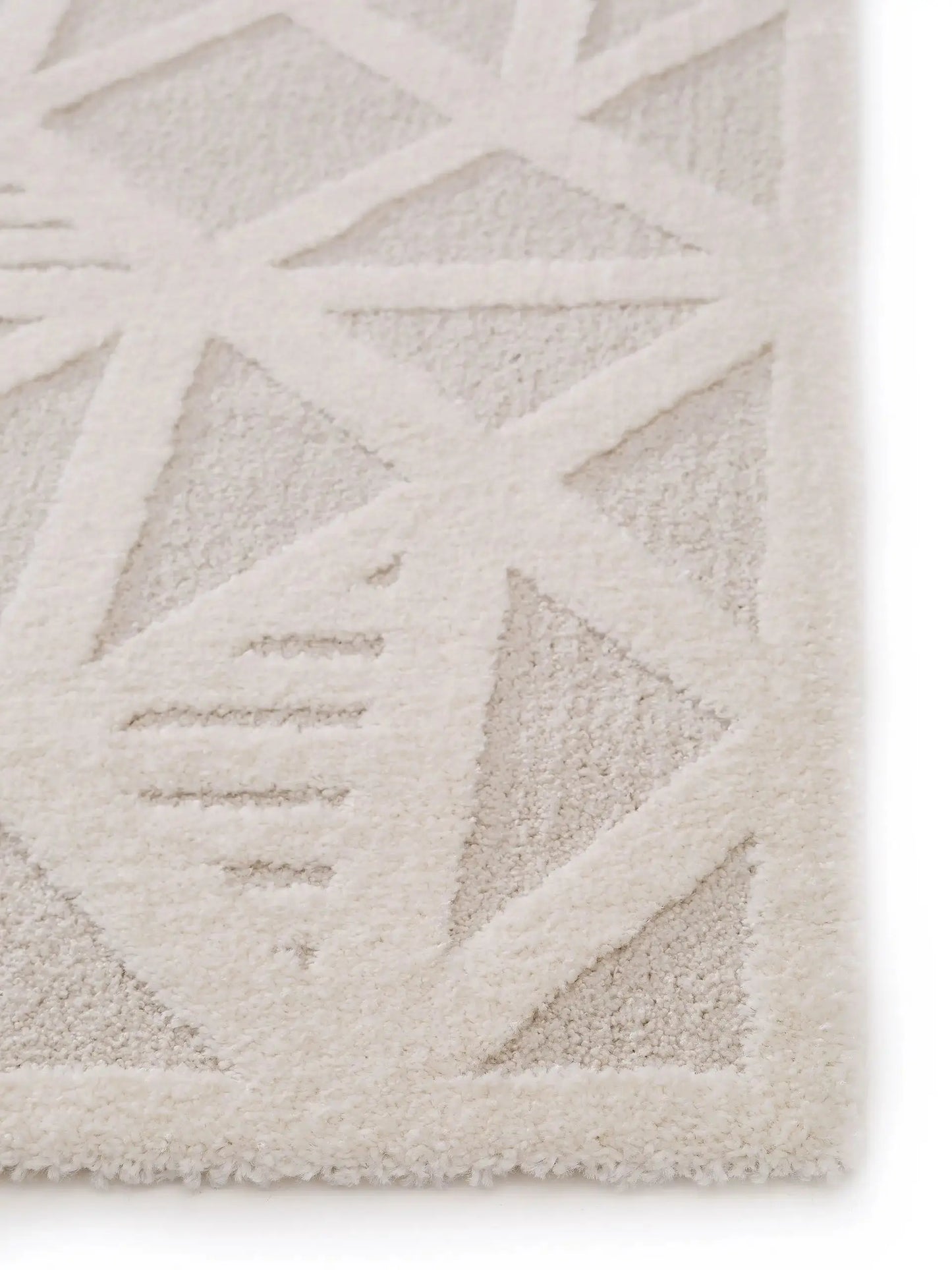 Tapis tissé à la machine EVE Crème BENUTA