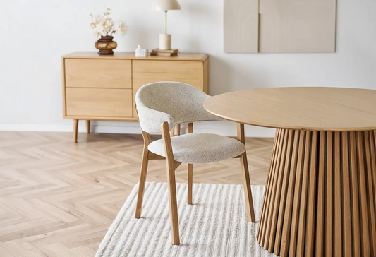 Chaise avec Accoudoirs de Salle à Manger DUNKIRK Effet Bois Chêne Clair et Tissu Écru - 60 x 59 cm HOUSE NORDIC