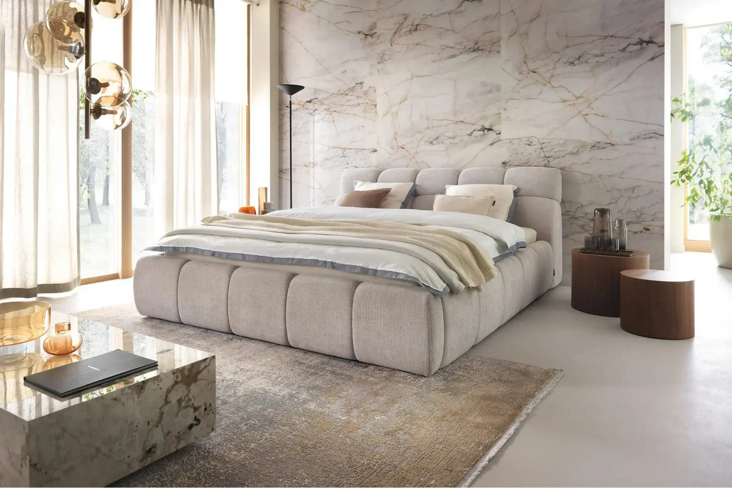 Lit Coffre avec Tête de Lit Tapissé GIULIA - 180 x 200 cm WERSAL