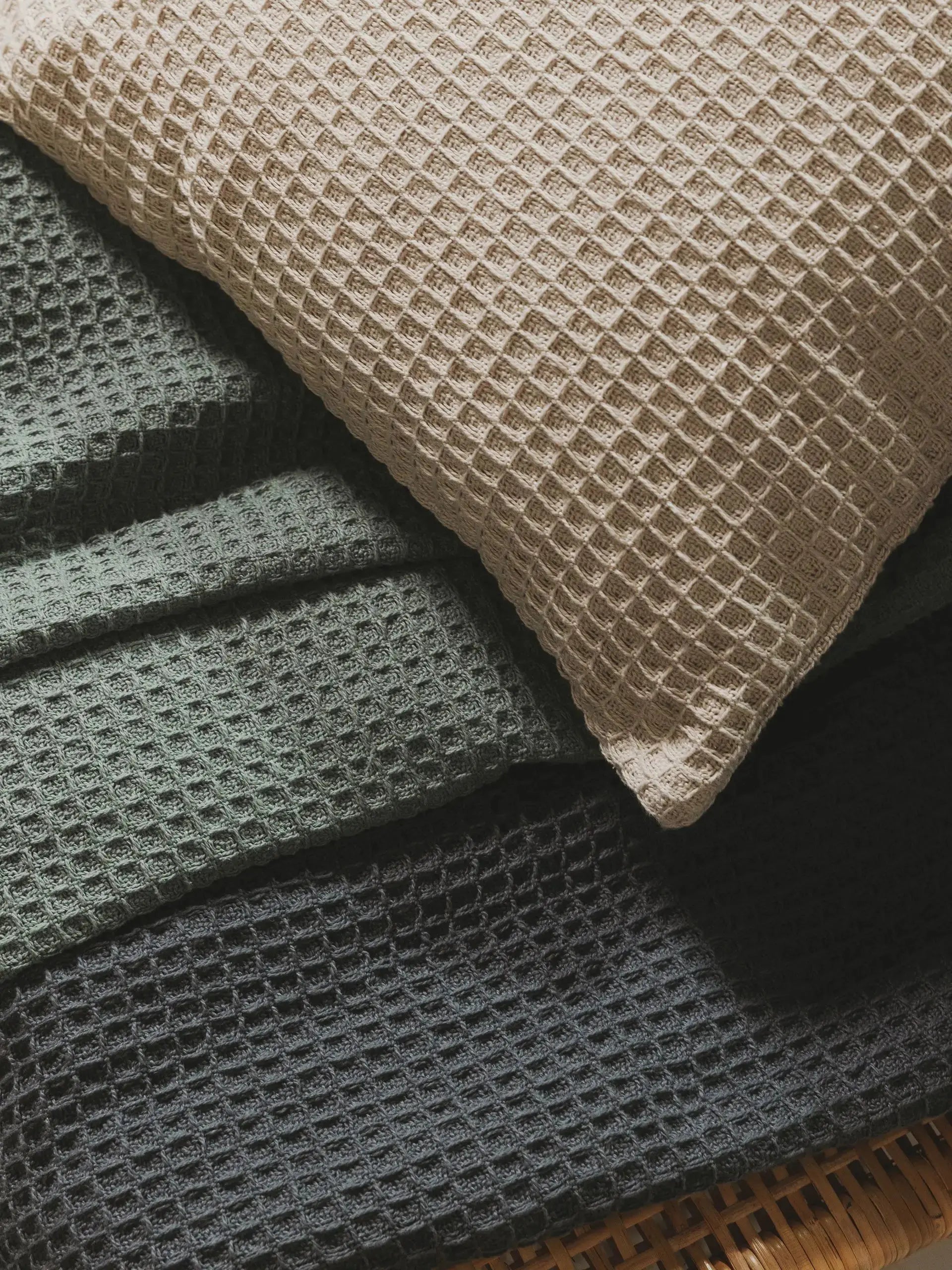 Plaid en Coton fait main Amelia Vert BENUTA