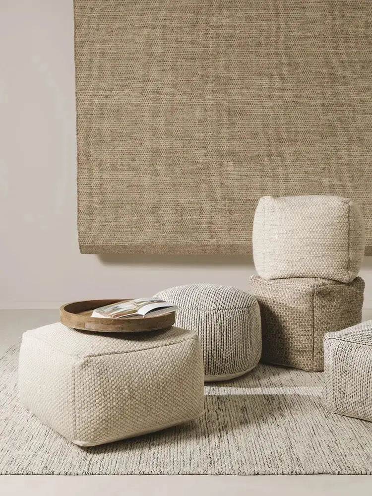 Pouf en Laine fait main ROCCA Beige et noir BENUTA