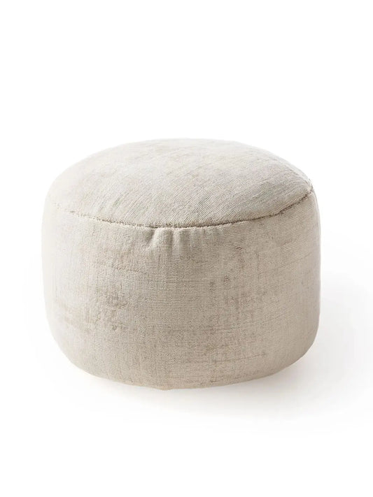 Pouf en tissu 100% Viscose fait main NOVA Crème BENUTA