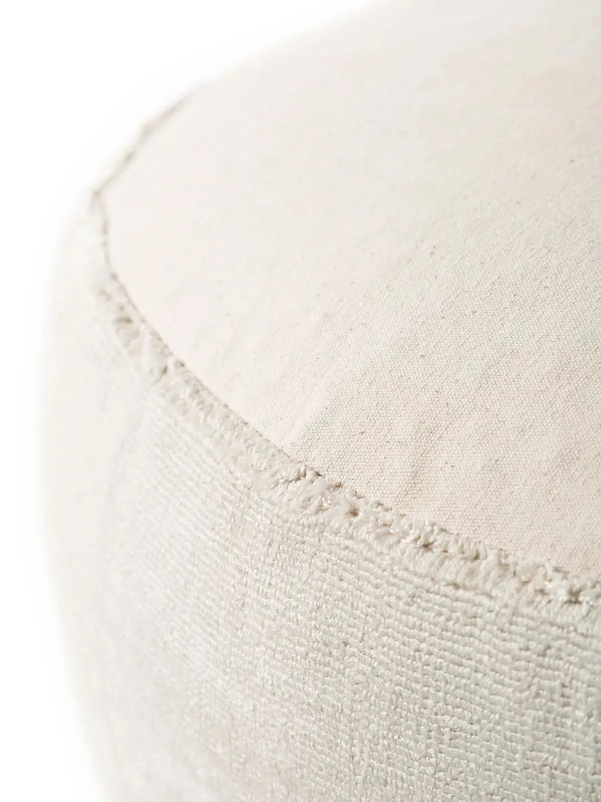 Pouf en tissu 100% Viscose fait main NOVA Crème BENUTA