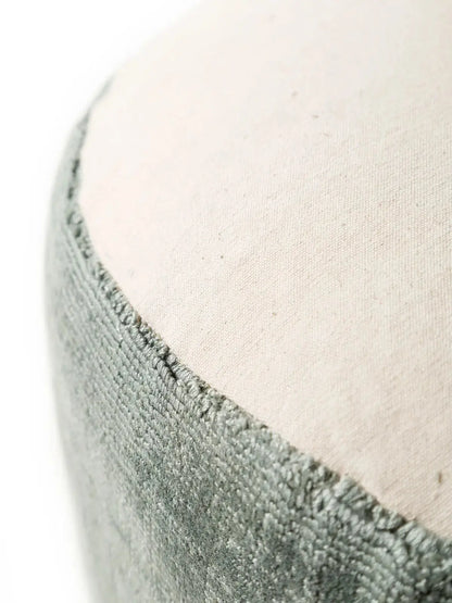 Pouf en tissu 100% Viscose fait main NOVA Vert Clair BENUTA