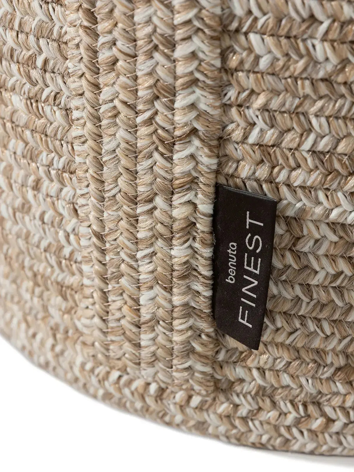 Pouf fait main d'intérieur et d'extérieur NOE Beige BENUTA