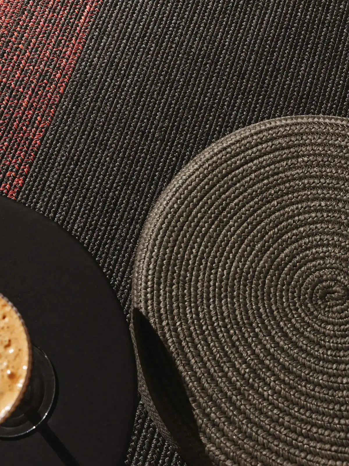 Pouf fait main d'intérieur et d'extérieur NOE Gris et Taupe BENUTA