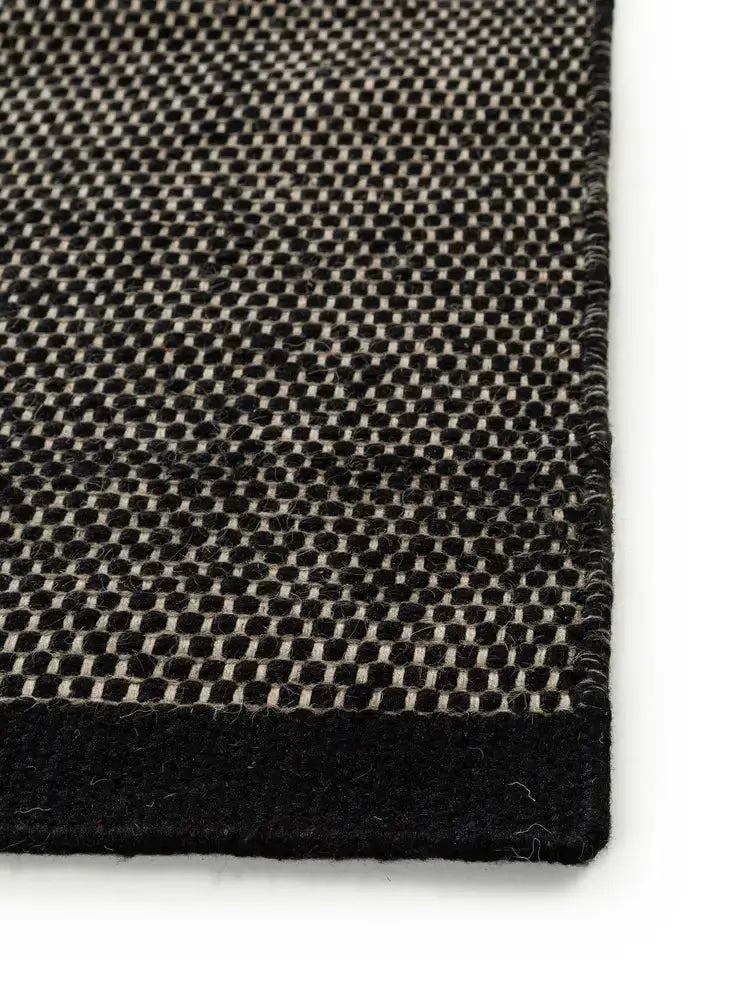 ROCCO - Tapis de laine - Noir et Blanc BENUTA