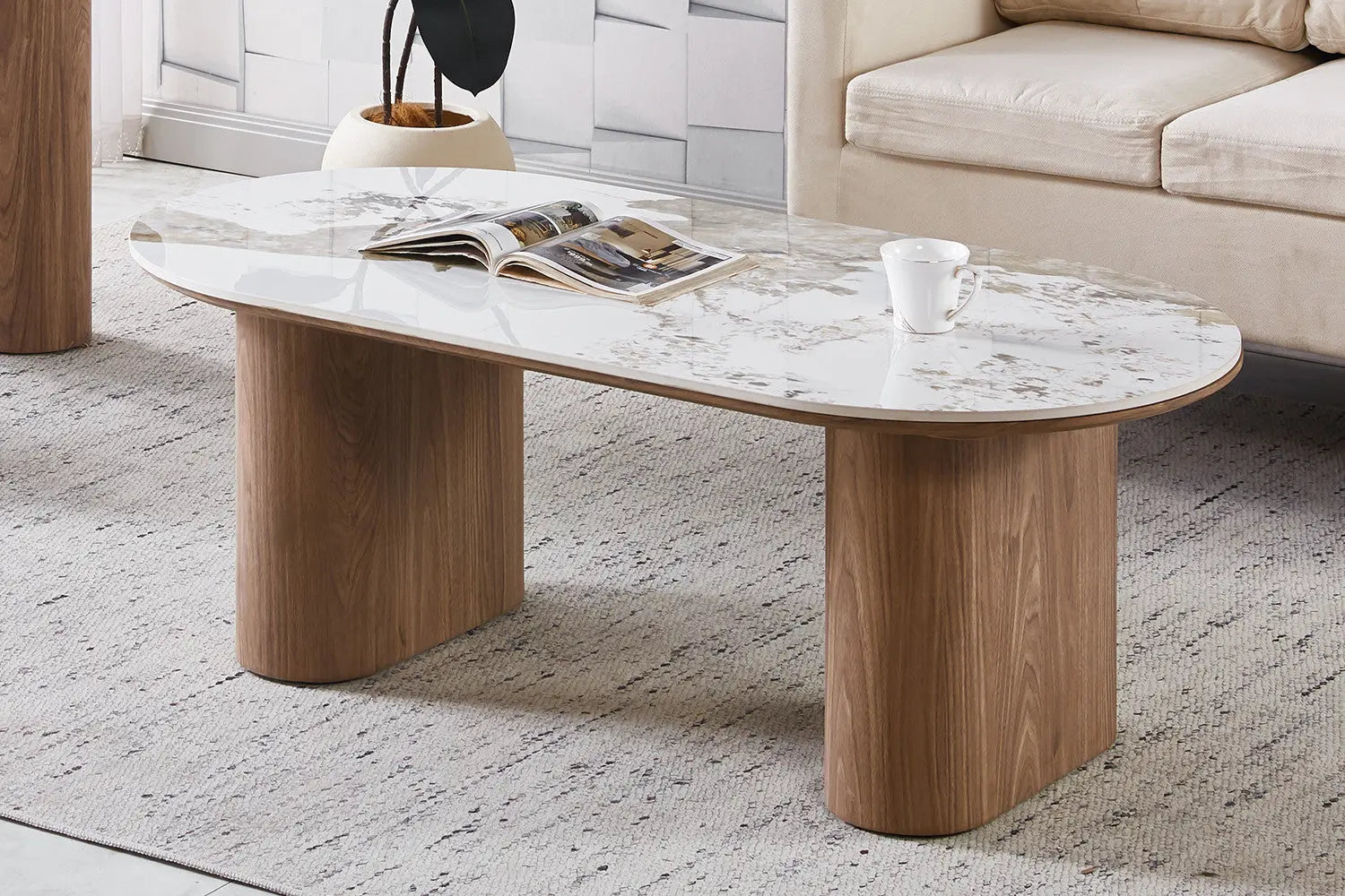 Table Basse Ovale en Pierre Brillante AVORA Beige - 120 x 60 cm TIKOYA
