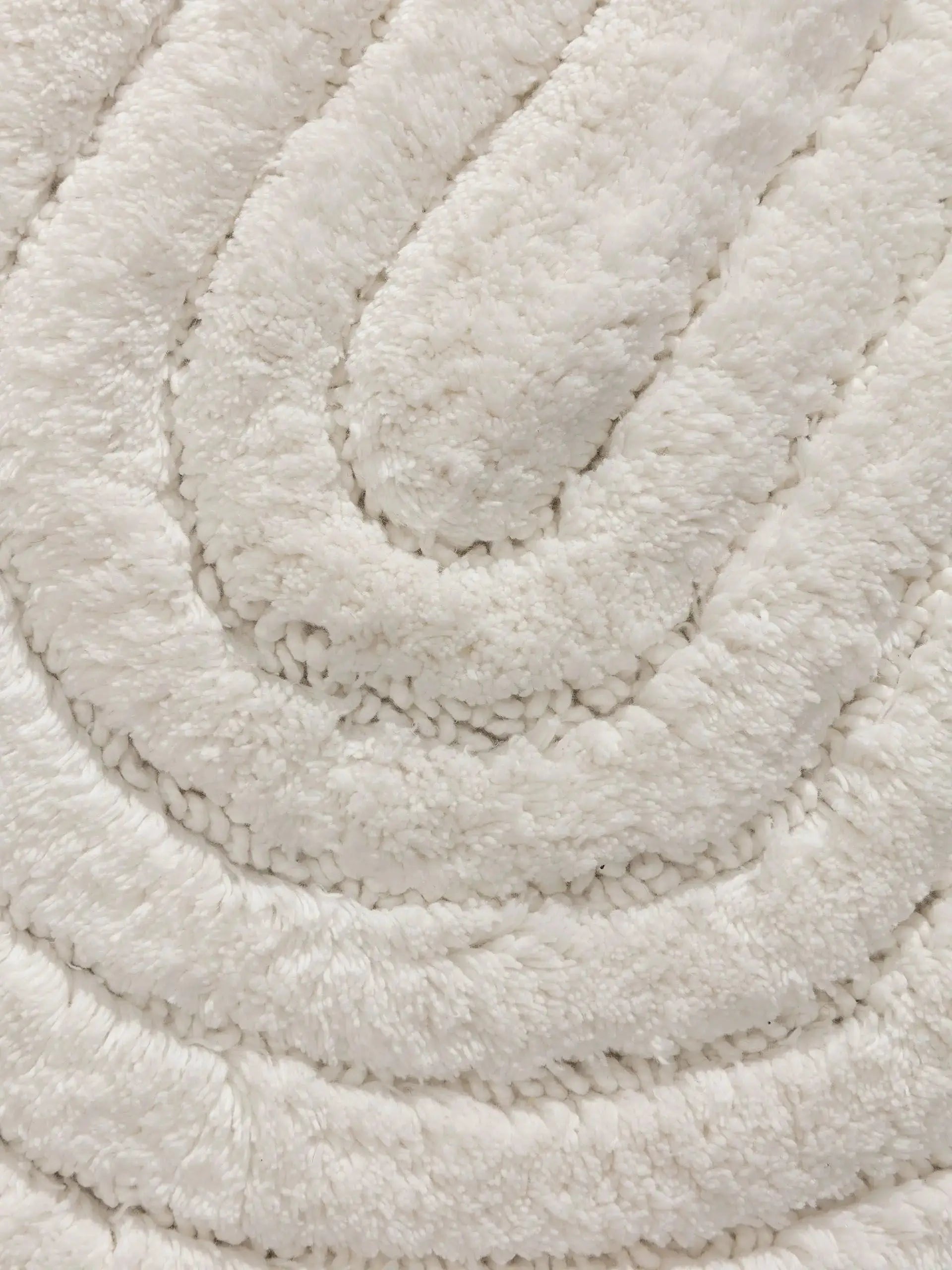 Tapis de bain 100% Coton tufté à la main NIA Crème BENUTA