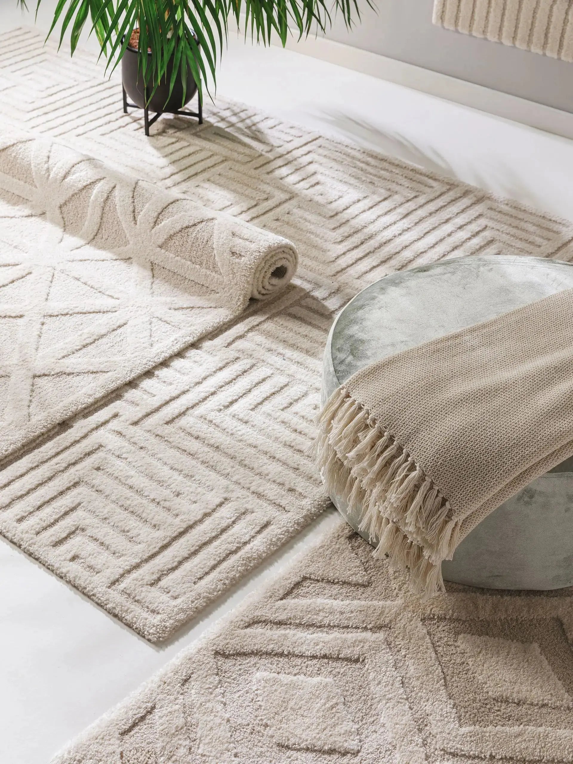 Tapis tissé à la machine EVE Crème BENUTA